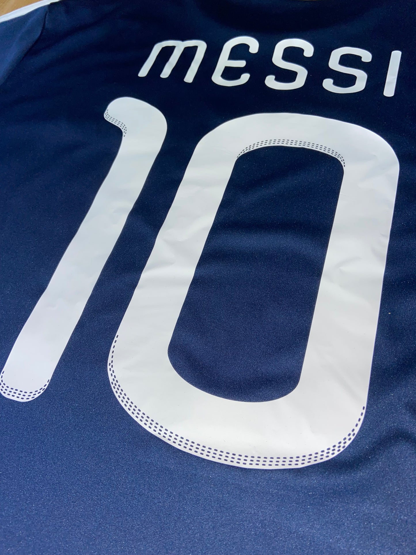 Messi, Argentinien Auswärtstrikot 2011 (L)